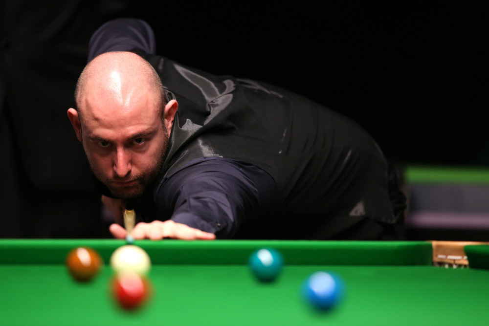 员柔美的一 员柔美的一