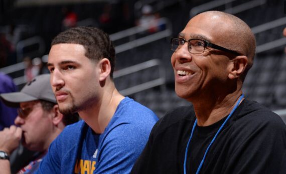 表面上是在 表面上是在